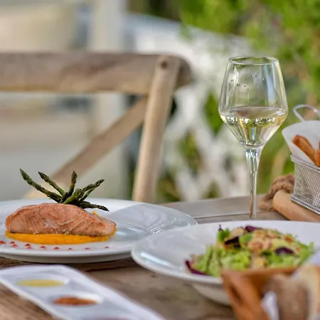 Georgia's Garden By Omilos Hotel 3*